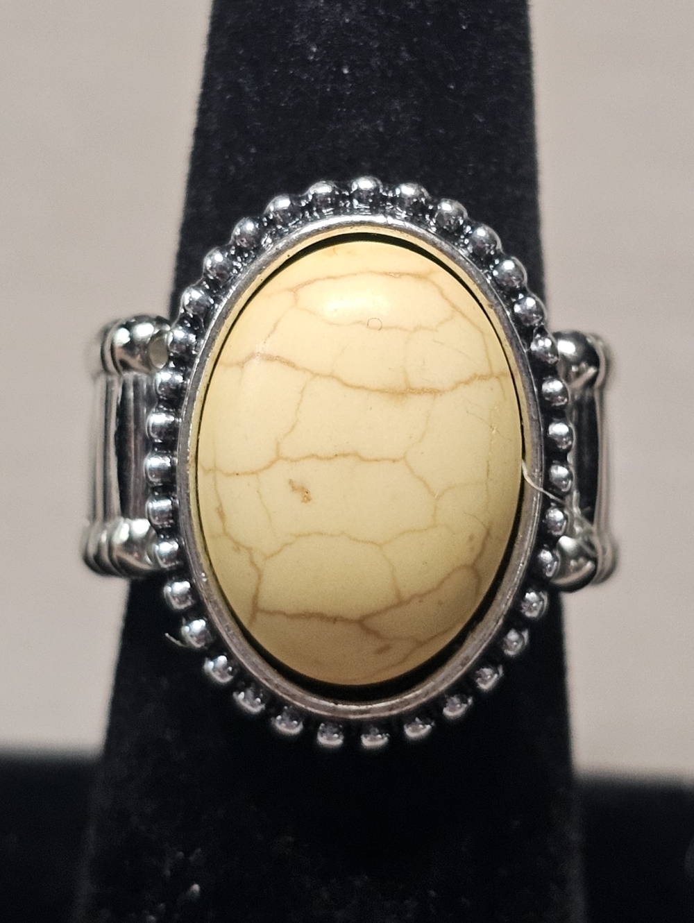 3/$10 Paparazzi Bountiful Deserts Stretch Ring In Yellow